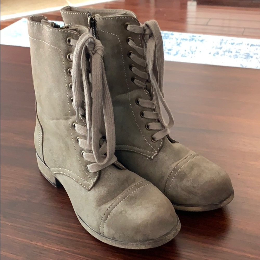 MIA Parrade Combat Boots -7.5